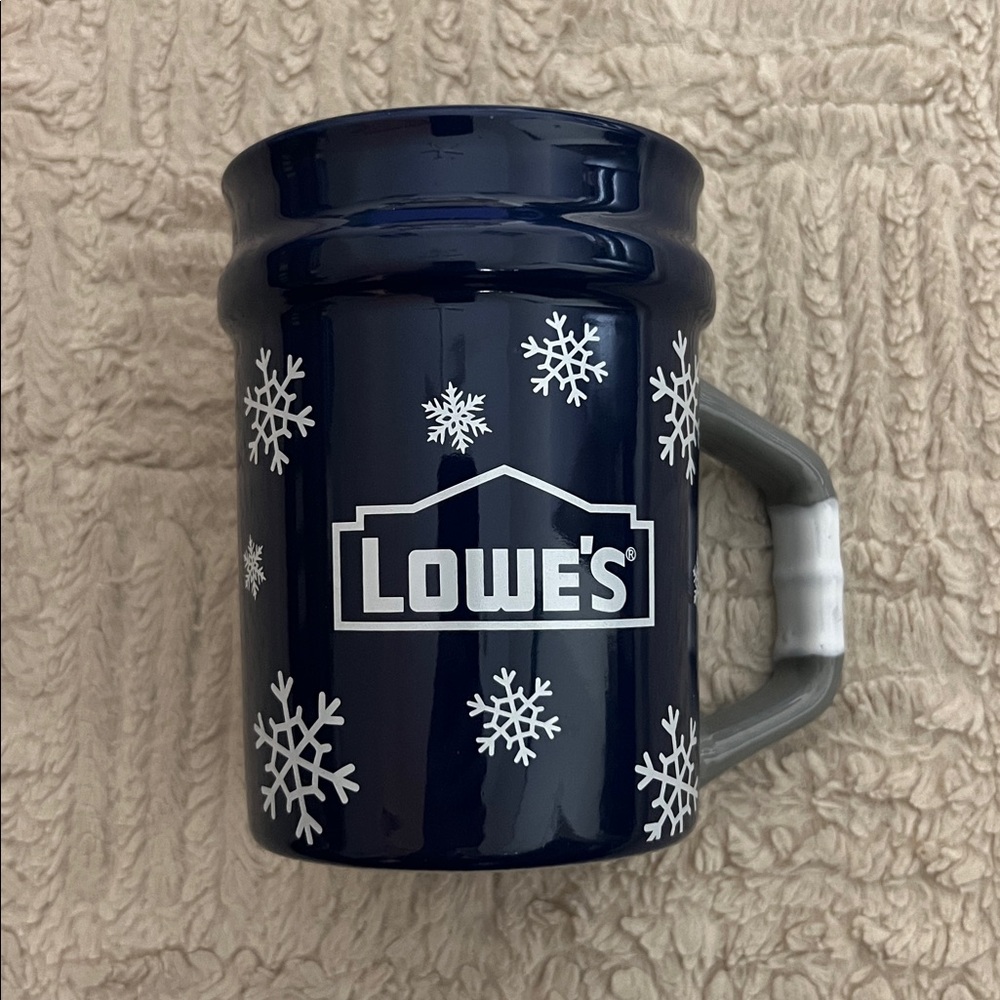 Lowe’s exclusive holiday mug 2025 New
